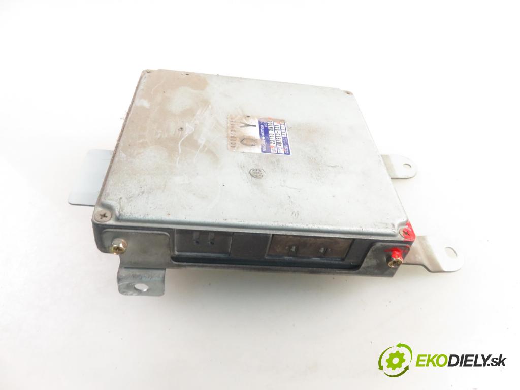 NISSAN ALMERA I (N15) SEDAN 1998 55,00 2.0 D - CD20 1974,00 Riadiaca jednotka Motor 237102N106 ; 407913121