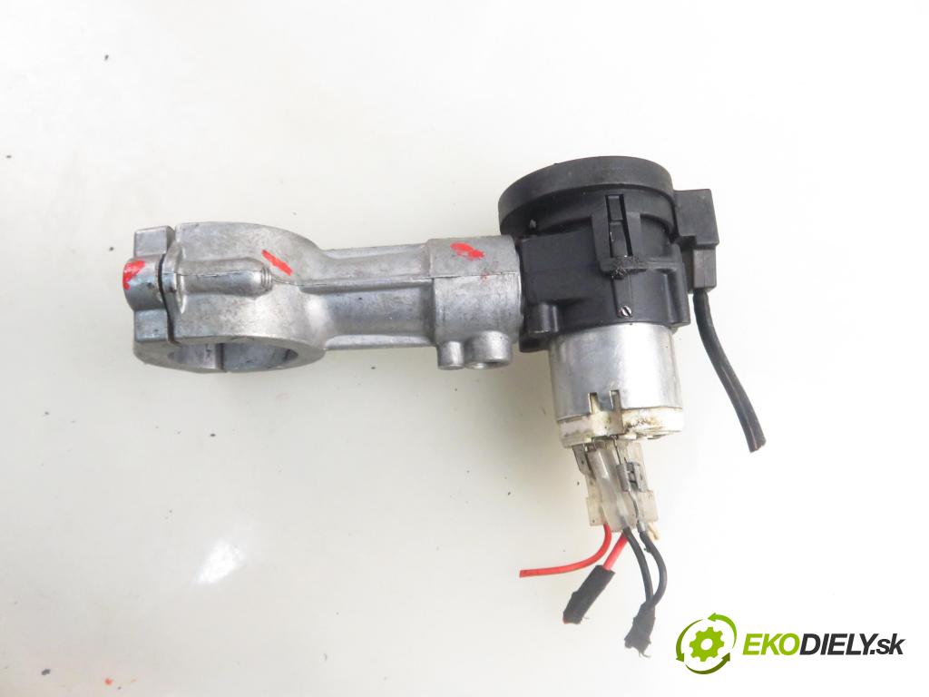 SKODA FELICIA II (6U1) HB 1998 43,00 1.3 - AMJ 1289,00 spinačka 441022221176 (Spínacia skrinka)