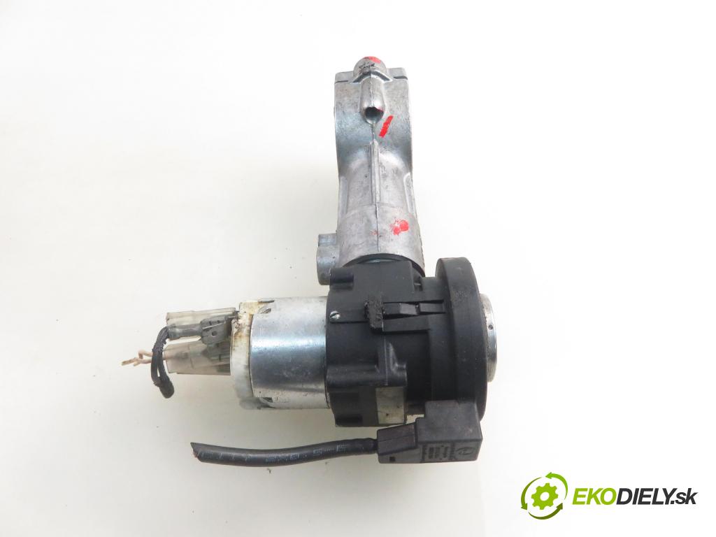 SKODA FELICIA II (6U1) HB 1998 43,00 1.3 - AMJ 1289,00 spinačka 441022221176 (Spínacia skrinka)