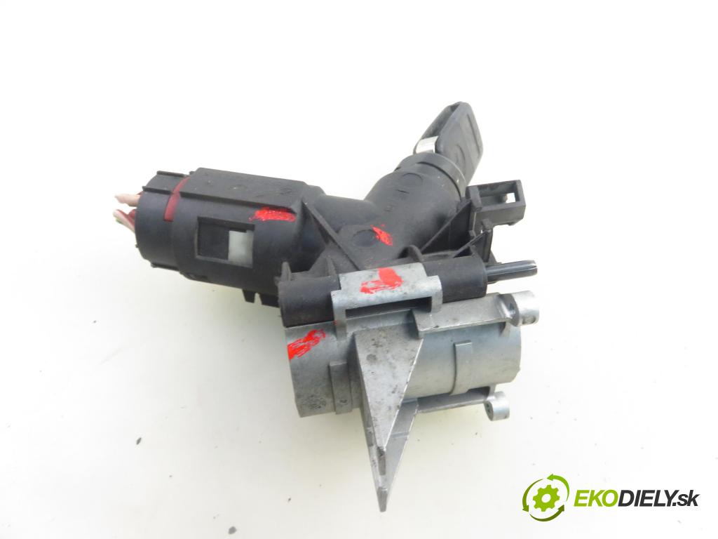 MERCEDES-BENZ KLASA A (W168) HB 1999 75,00 1.6 102 A 160  M 166.960 1598,00 spinačka  (Spínacia skrinka)