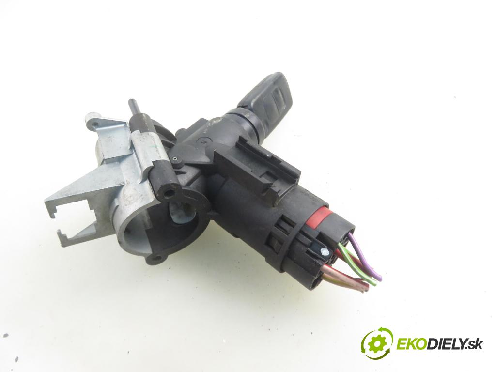 MERCEDES-BENZ KLASA A (W168) HB 1999 75,00 1.6 102 A 160  M 166.960 1598,00 spinačka  (Spínacia skrinka)