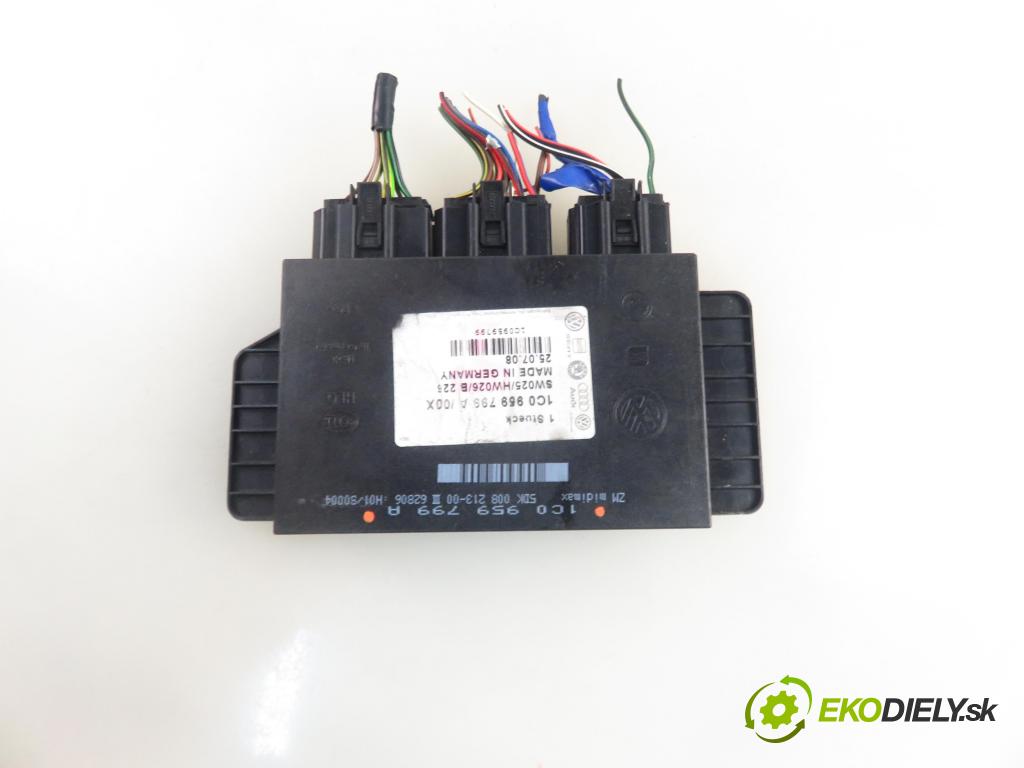VW PASSAT B5.5 (3B3) SEDAN 2003 74,00 1.9 TDI PD 101 - AVB 1896,00 MODUL komfortu 1C0959799A