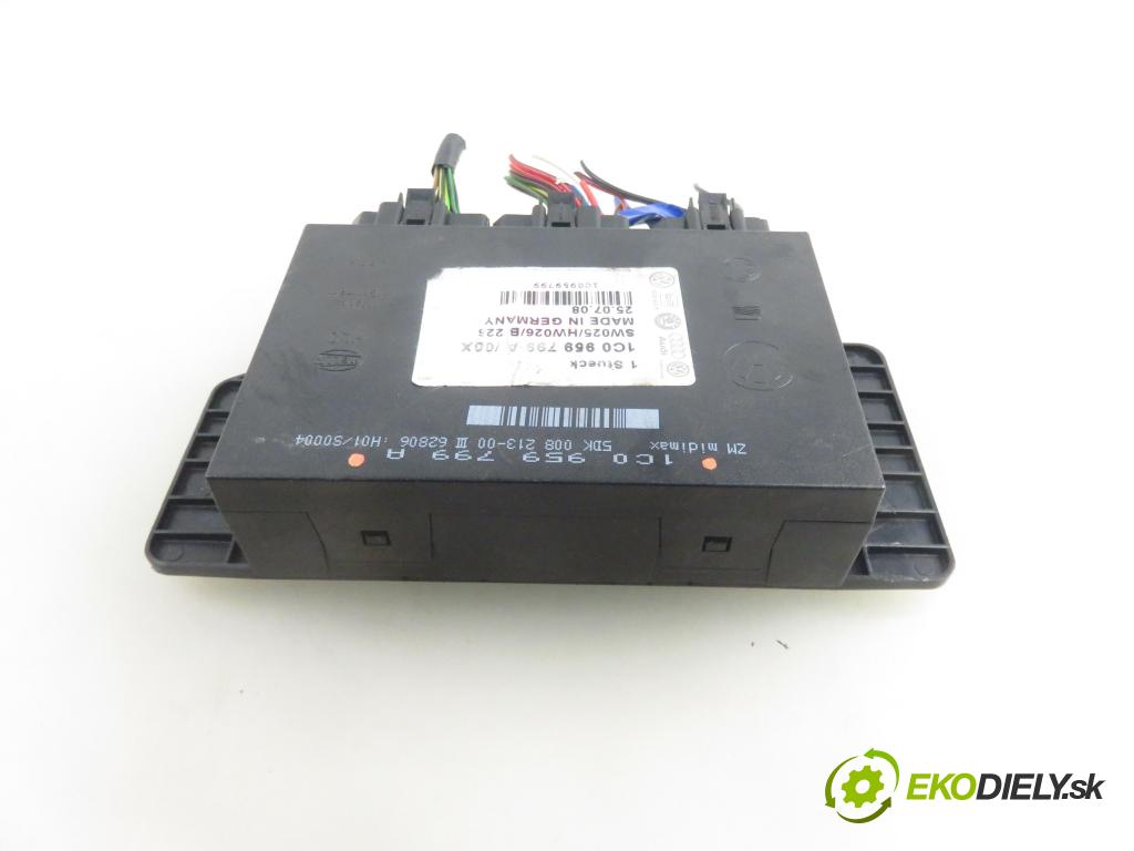 VW PASSAT B5.5 (3B3) SEDAN 2003 74,00 1.9 TDI PD 101 - AVB 1896,00 MODUL komfortu 1C0959799A