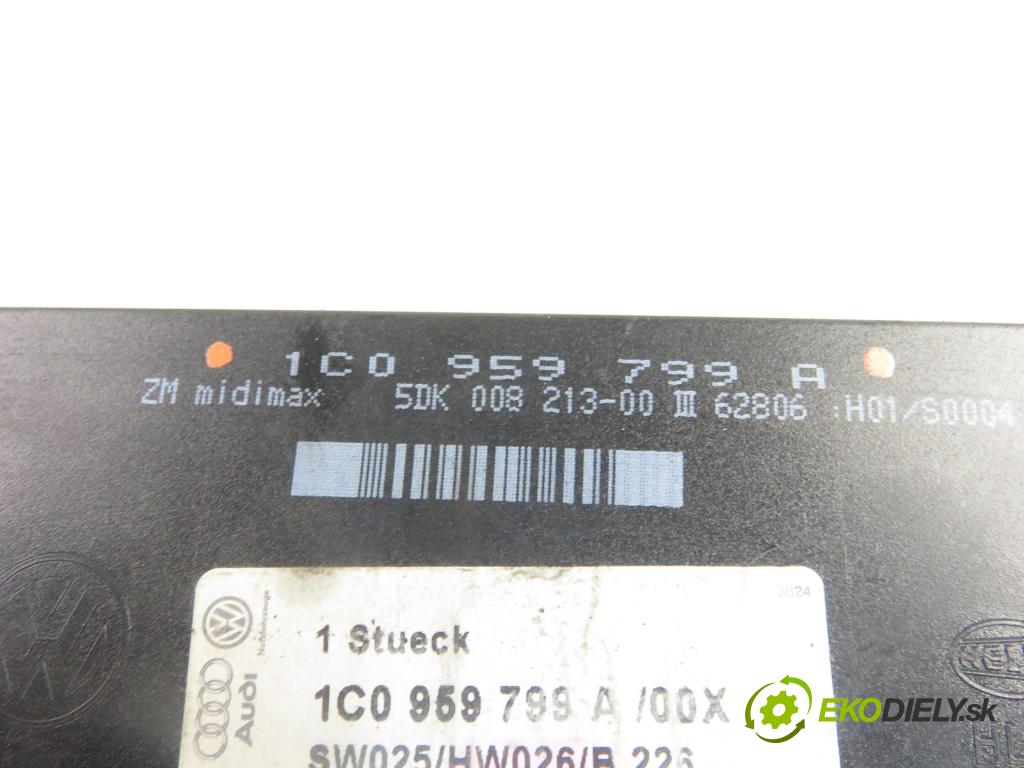 VW PASSAT B5.5 (3B3) SEDAN 2003 74,00 1.9 TDI PD 101 - AVB 1896,00 MODUL komfortu 1C0959799A