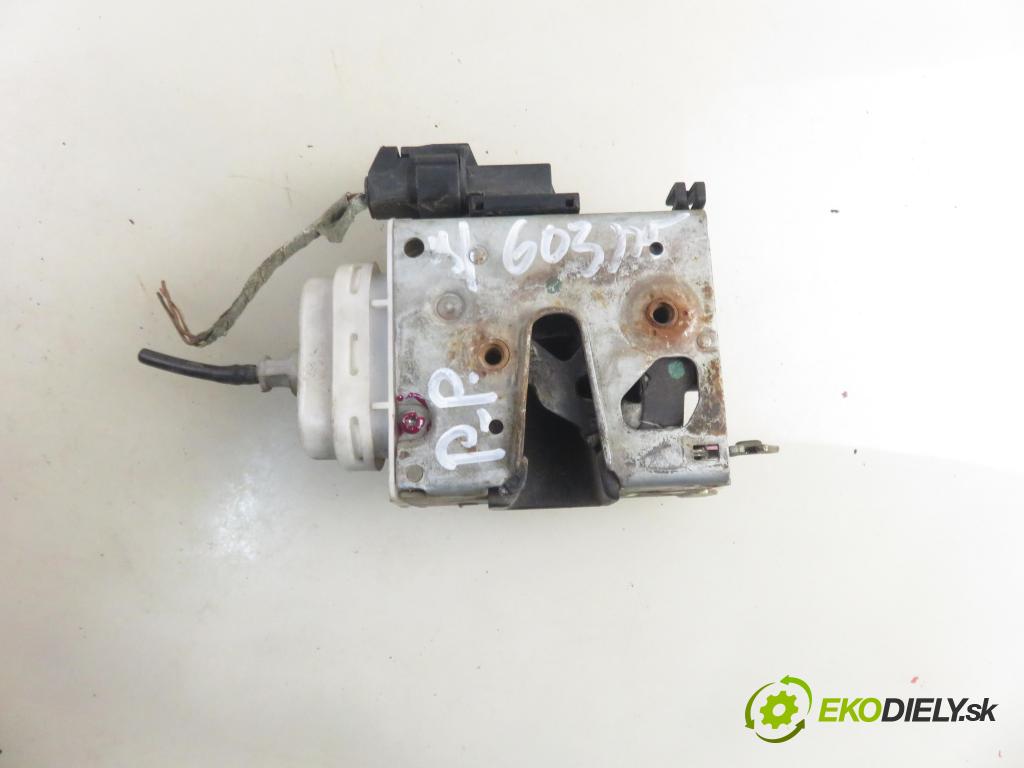 AUDI A3 (8L1) HB 2001 81,00 1.9 TDI - ASV 1896,00 zámok 8L1837016C