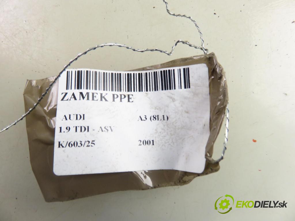 AUDI A3 (8L1) HB 2001 81,00 1.9 TDI - ASV 1896,00 zámok 8L1837016C