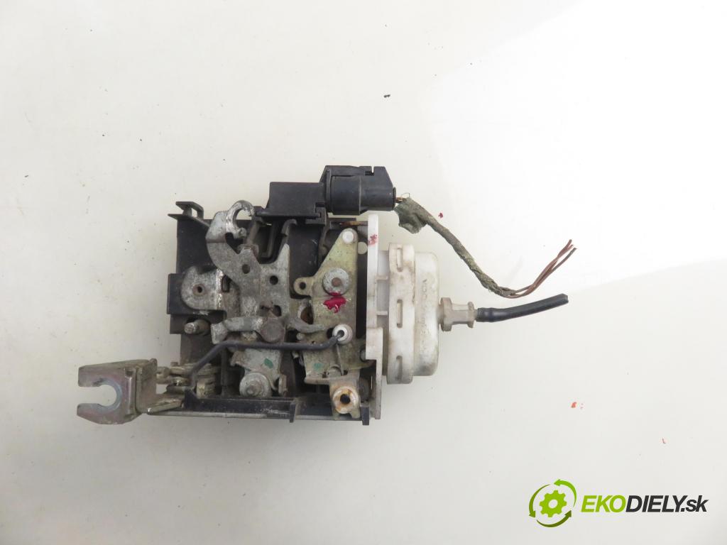 AUDI A3 (8L1) HB 2001 81,00 1.9 TDI - ASV 1896,00 zámok 8L1837016C