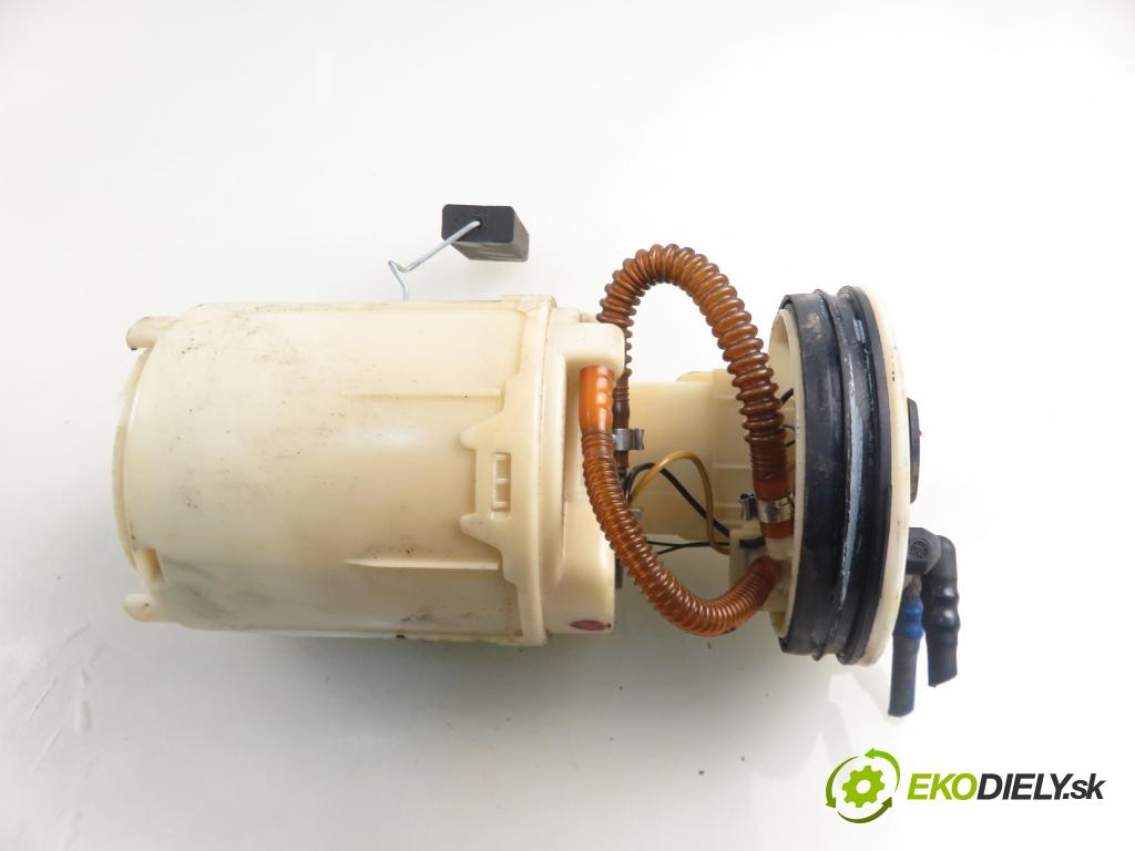 VW GOLF IV (1J1) HB 1998 55,00 1.4 16V 75 - AKQ 1390,00 Pumpa paliva 1J0919051D