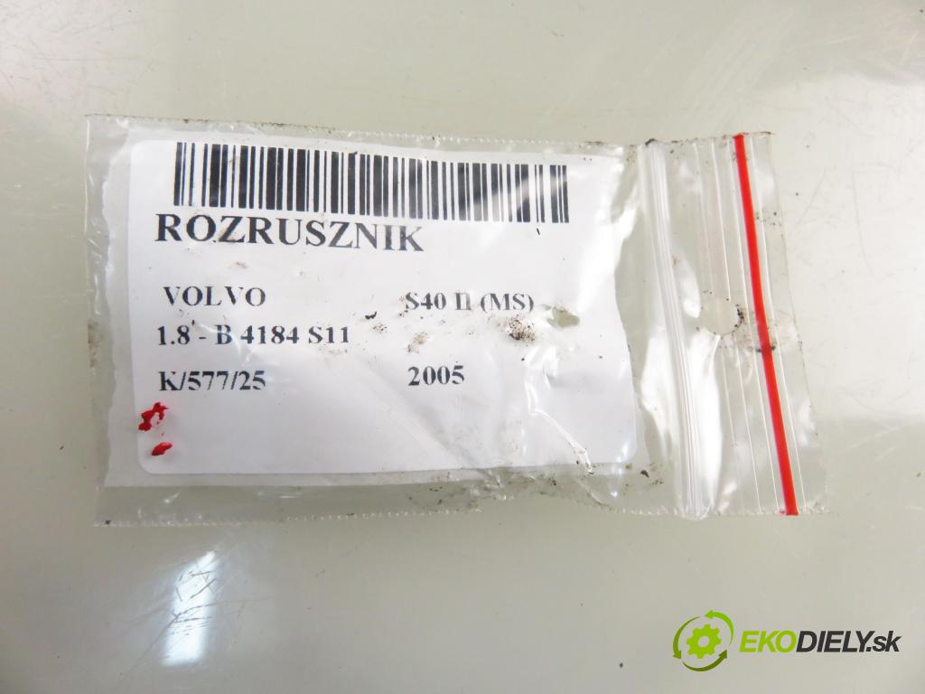 VOLVO S40 II (MS) SEDAN 2005 92,00 1.8 125 - B 4184 S11 1798,00 startér 3M5T11000AC (Startér)