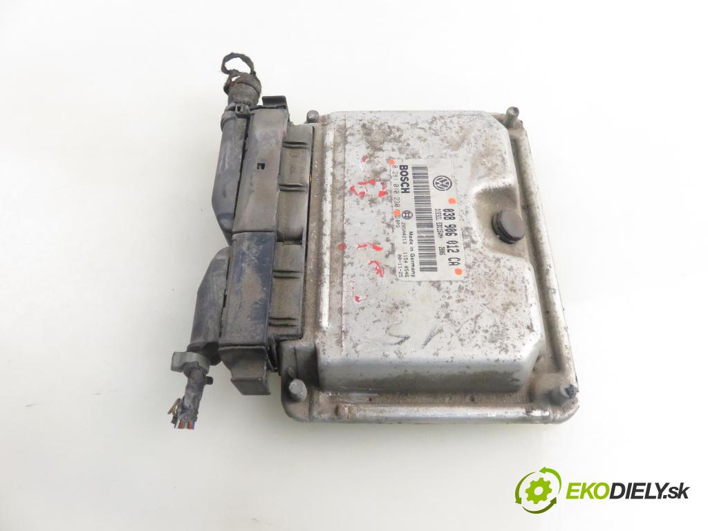 SEAT LEON (1M1) HB 2004 81,00 1.9 TDI - AHF 1896,00 Riadiaca jednotka Motor 038906012CA ; 0281010230