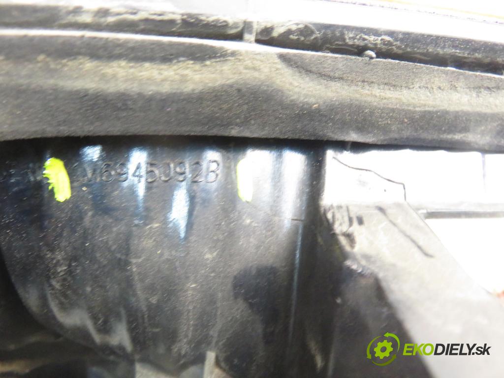 SEAT LEON (1M1) HB 2004 81,00 1.9 TDI - AHF 1896,00 Svetlo pravé zadné kufor 1M6945092B