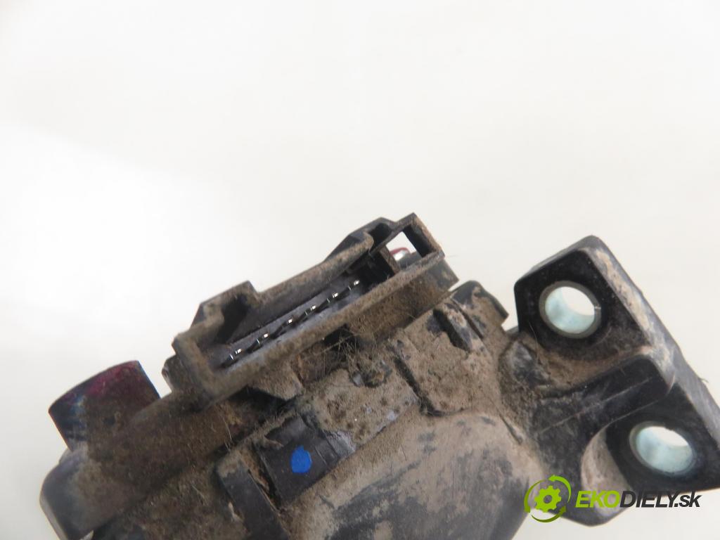 FIAT DUCATO Autobus (244_) BUS 2002 81,00 2.3 JTD - F1AE0481C 2286,00 Potenciometer plynu 6PV00824500 ; 1326536080 (Potenciometer plynového pedálu)