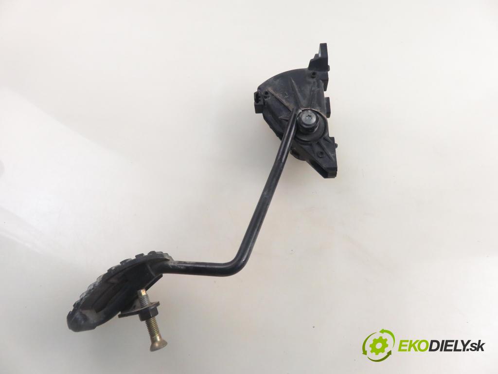 FIAT DUCATO Autobus (244_) BUS 2002 81,00 2.3 JTD - F1AE0481C 2286,00 Potenciometer plynu 6PV00824500 ; 1326536080 (Potenciometer plynového pedálu)