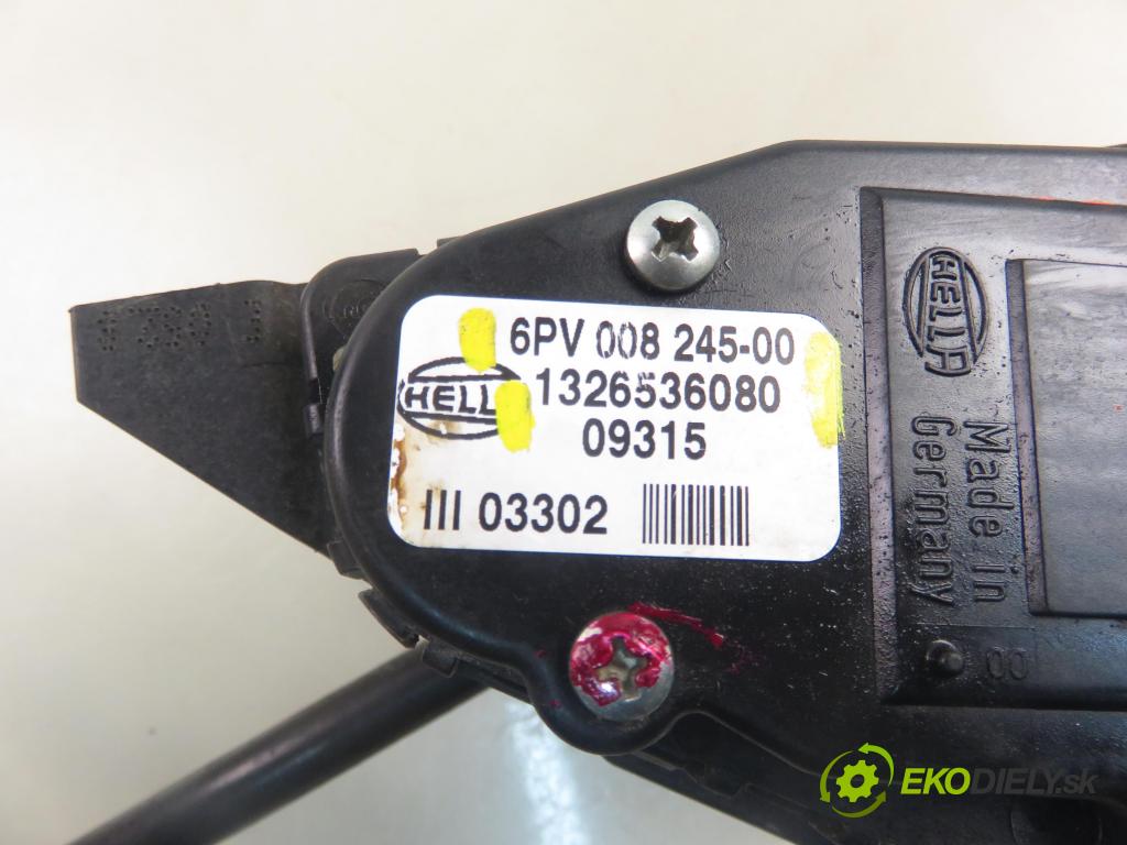 FIAT DUCATO Autobus (244_) BUS 2002 81,00 2.3 JTD - F1AE0481C 2286,00 Potenciometer plynu 6PV00824500 ; 1326536080 (Potenciometer plynového pedálu)