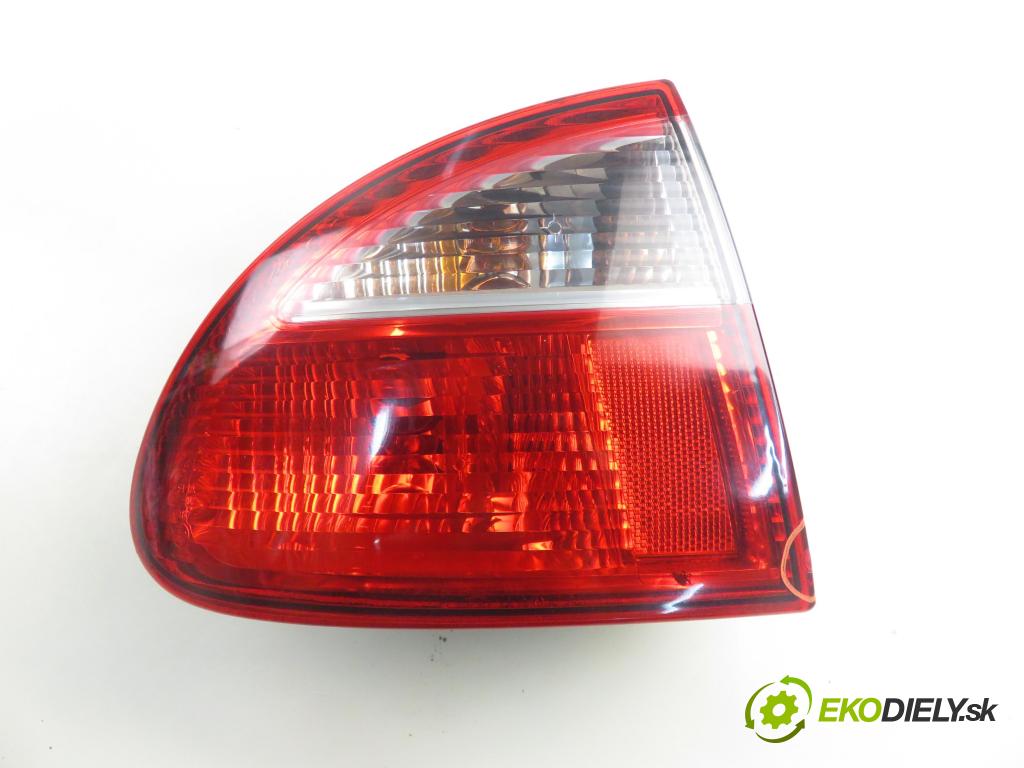 SEAT LEON (1M1) HB 2004 81,00 1.9 TDI - AHF 1896,00 Svetlo ľavé zadné 1M6945095A