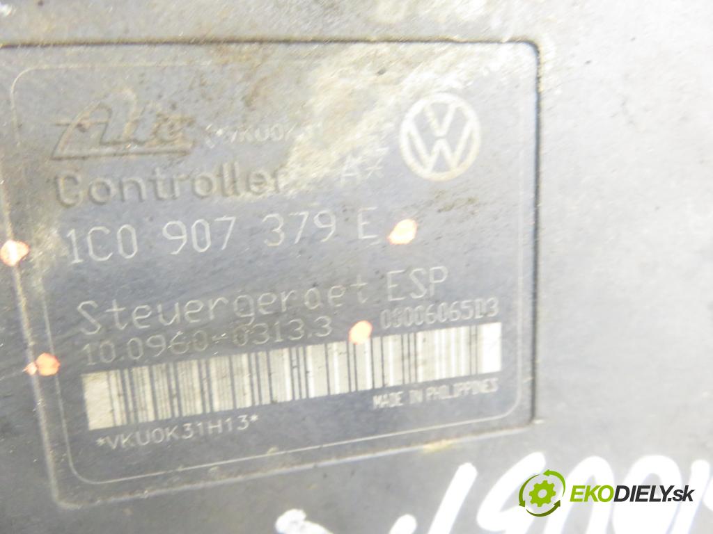 AUDI A3 (8L1) HB 2001 81,00 1.9 TDI - ASV 1896,00 pumpa ABS 1C0907379E ; 10096003133 (Pumpy brzdové)