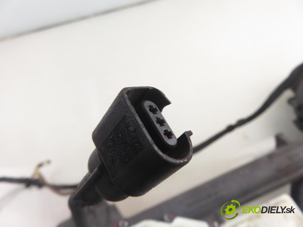 VW TOURAN (1T3) MINIVAN 2012 103,00 2.0 TDI - CFHC 1968,00 Riadenie ZE riadením 5WK46800K04 ; 1T1423050B