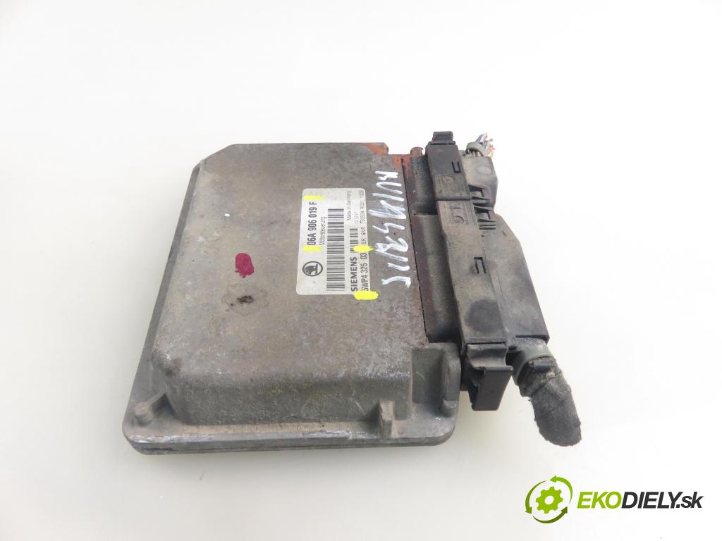 SKODA OCTAVIA I (1U2) LIFTBACK 1998 74,00 1.6 - AKL 1595,00 Riadiaca jednotka Motor 06A906019F ; 5WP432503