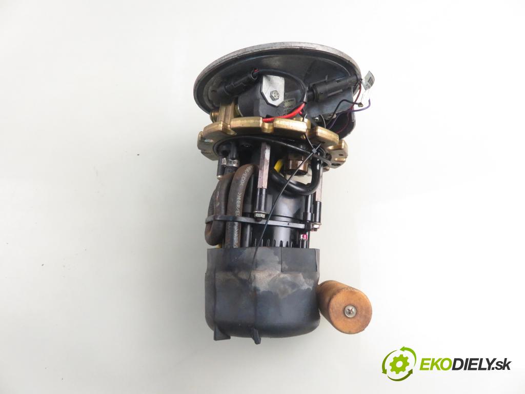 MITSUBISHI OUTLANDER I (CU_W) SUV 2007 100,00 2.0 (CU2W) - 4G63 (DOHC 16V) 1997,00 pumpa paliva 67R010117 ; 67R010016