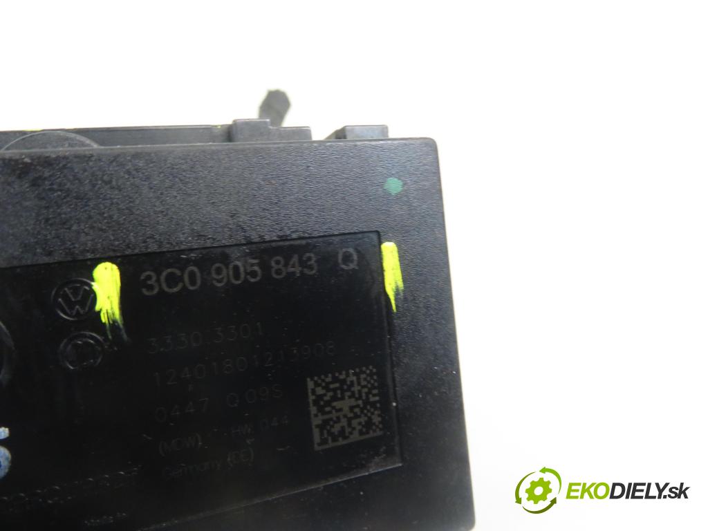 VW PASSAT B6 (3C2) SEDAN 2007 103,00 2.0 TDI - BMP 1968,00 spinačka 3C0905843Q (Spínacia skrinka)