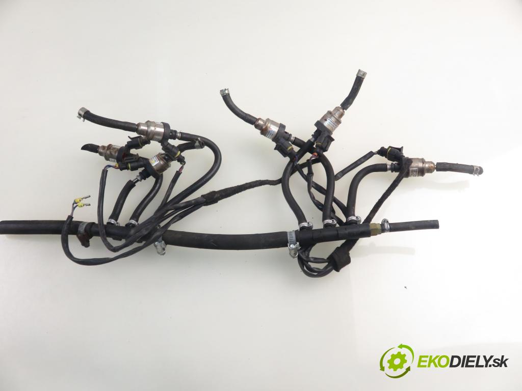 BMW 5 (E60) SEDAN 2004 125,00 520 i - 170 M54 B22 (226S1) 2171,00 Lišta vstrekovacia LPG 67R010213 ; H2001
