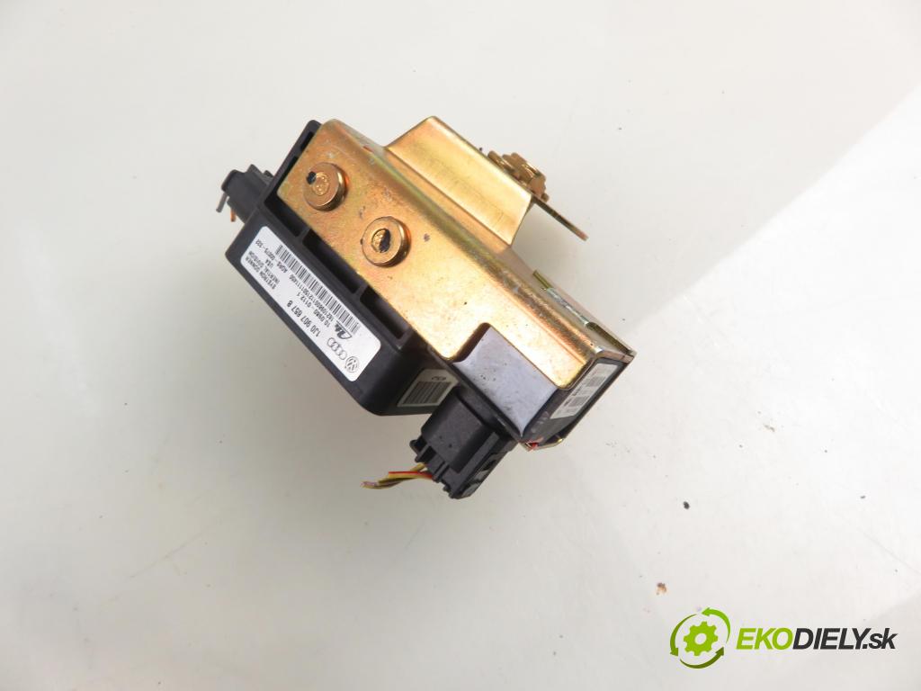 VW GOLF IV Variant (1J5) KOMBI 2001 85,00 1.9 TDI PD 115 - AJM 1896,00 snímač ESP 1J0907657B ; 10098004632 ; 1J0907651A