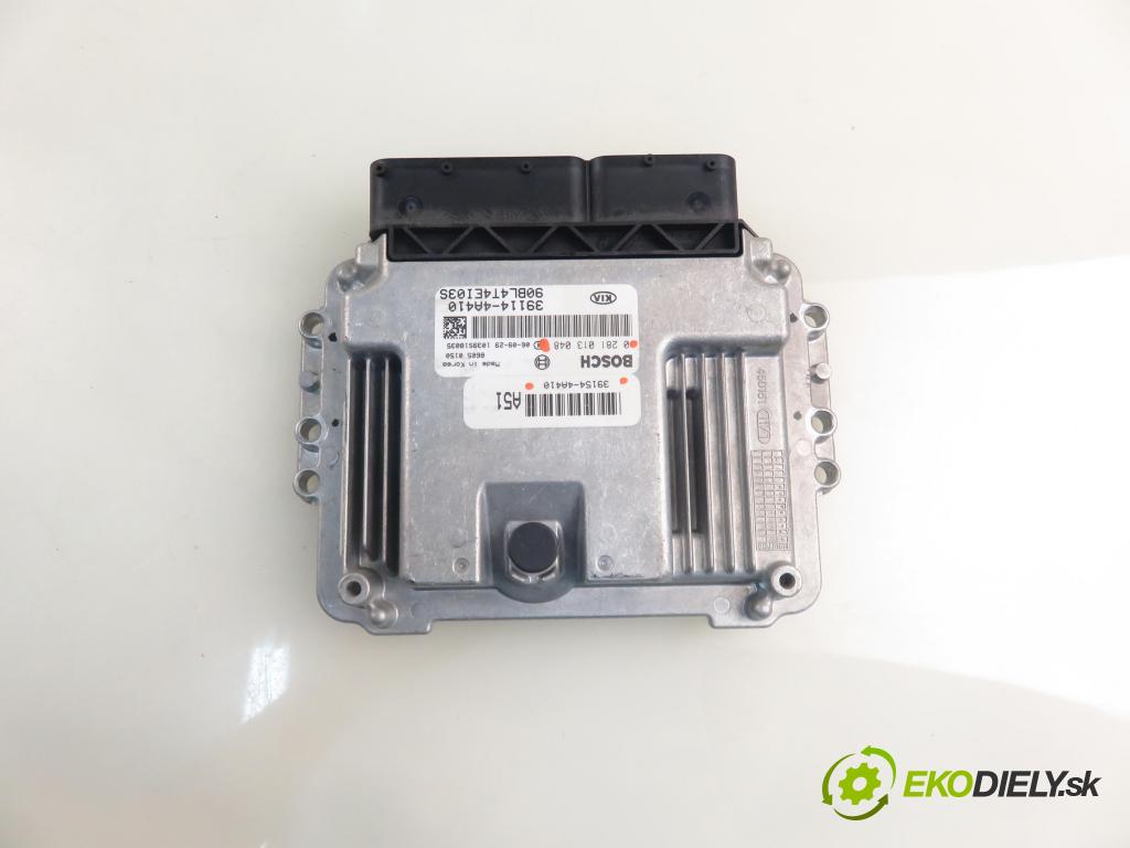 KIA SORENTO I (JC) SUV 2007 125,00 2.5 CRDi 170 - D4CB 2497,00 Riadiaca jednotka Motor 0281013048 ; 331544A410