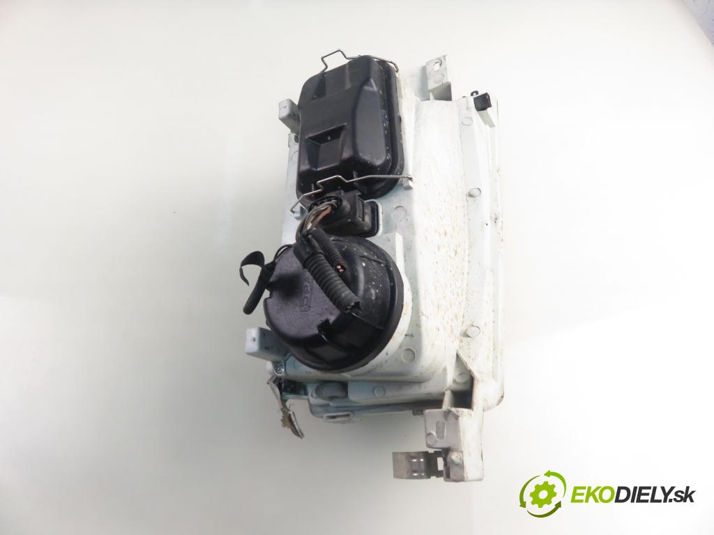 SKODA OCTAVIA I Combi (1U5) KOMBI 2004 81,00 1.9 TDI 110 - ASV 1896,00 světlo LP