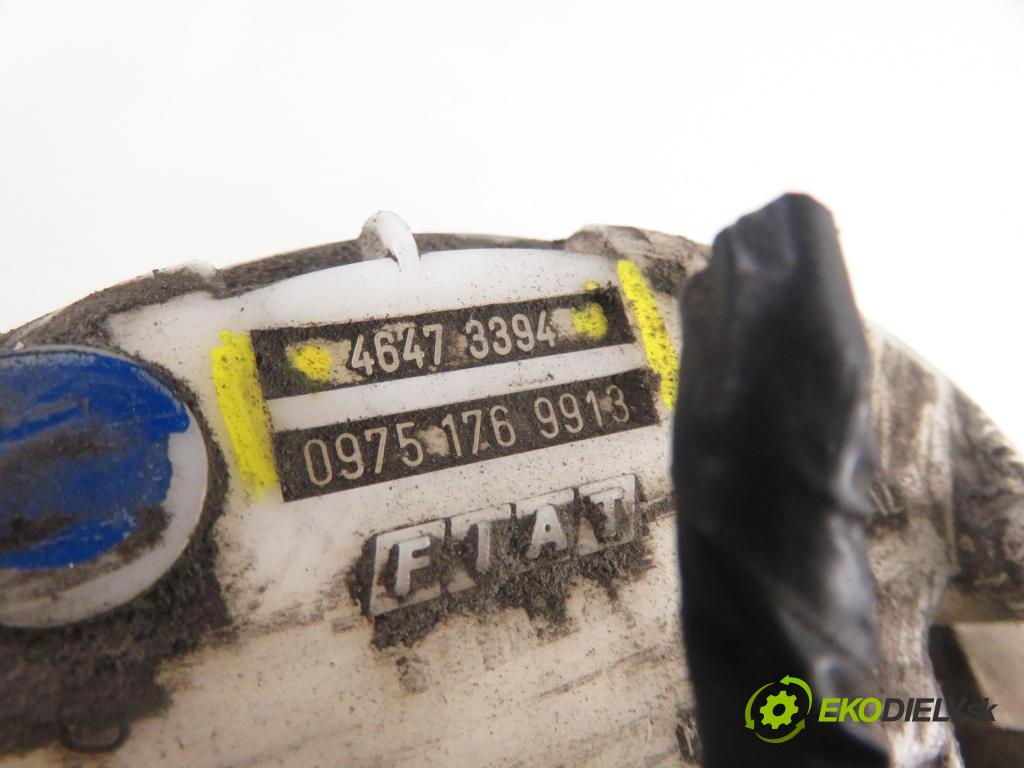 FIAT PUNTO (176_) HB 1999 40,00 1.1 55 - 176 B2.000 1108,00 Pumpa paliva 46473394 ; 09751769913