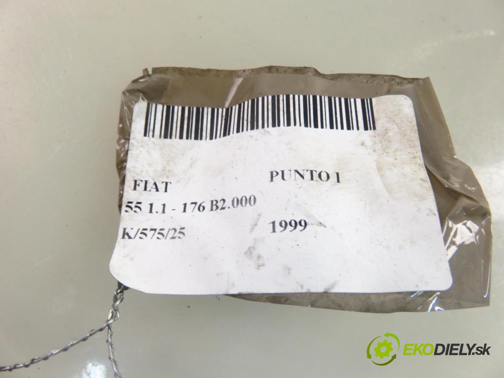 FIAT PUNTO (176_) HB 1999 40,00 1.1 55 - 176 B2.000 1108,00 Pumpa paliva 46473394 ; 09751769913
