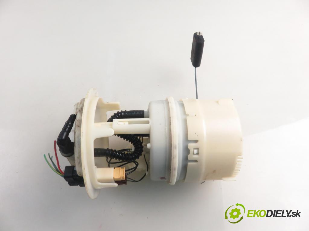 PEUGEOT 206 liftback (2A/C) HB 2002 55,00 1.4 75 - KFW 1360,00 Pumpa paliva 9642124080 ; 09732009903
