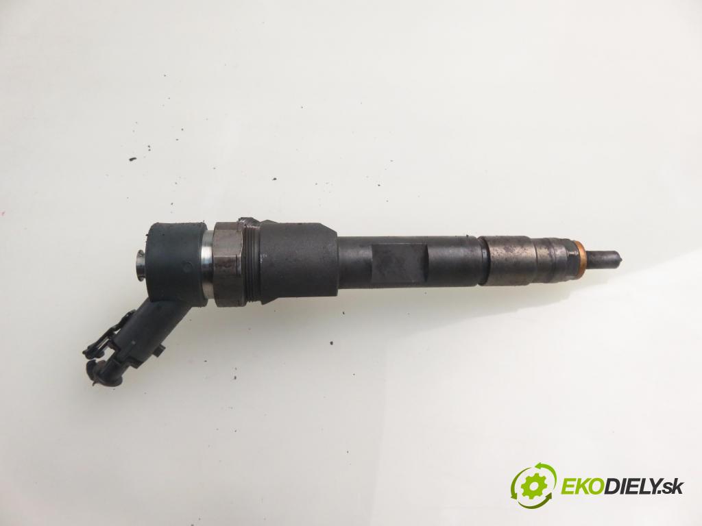 RENAULT LAGUNA II Grandtour (KG0/1_) KOMBI 2007 88,00 1.9 dCi 120 - F9Q 750 1870,00 vstrekovač 8200389369 ; 0445110230 (Vstrekovač paliva)