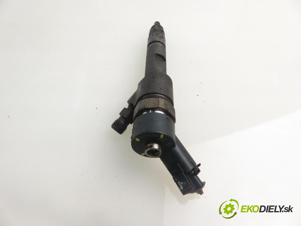 RENAULT LAGUNA II Grandtour (KG0/1_) KOMBI 2007 88,00 1.9 dCi 120 - F9Q 750 1870,00 vstrekovač 8200389369 ; 0445110230 (Vstrekovač paliva)