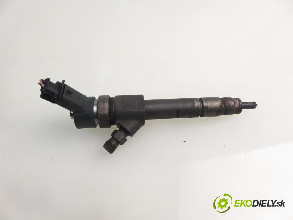 RENAULT LAGUNA II Grandtour (KG0/1_) KOMBI 2007 88,00 1.9 dCi 120 - F9Q 750 1870,00 vstrekovač 8200389369 ; 0445110230 (Vstrekovač paliva)