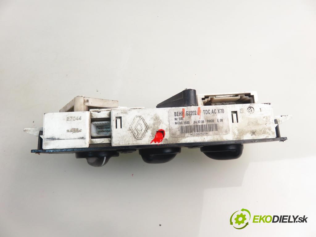 RENAULT MASTER II Skrzynia (FD) FURGON 2006 84,00 2.5 dCi 120 - G9U 754 2464,00 Panel kúrenia KLIMATIZACE: G2202