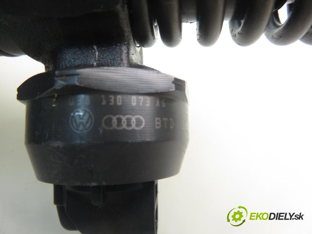 VW CADDY III Variant (2KB, 2KJ, 2CB, 2CJ) KOMBIVAN 2005 77,00 1.9 TDI - BJB 1896,00 Vstrekovač 038130073AG ; 0414720215 (Vstrekovač paliva)