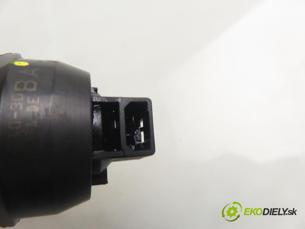 VW CADDY III Variant (2KB, 2KJ, 2CB, 2CJ) KOMBIVAN 2005 77,00 1.9 TDI - BJB 1896,00 Vstrekovač 038130073AG ; 0414720215 (Vstrekovač paliva)