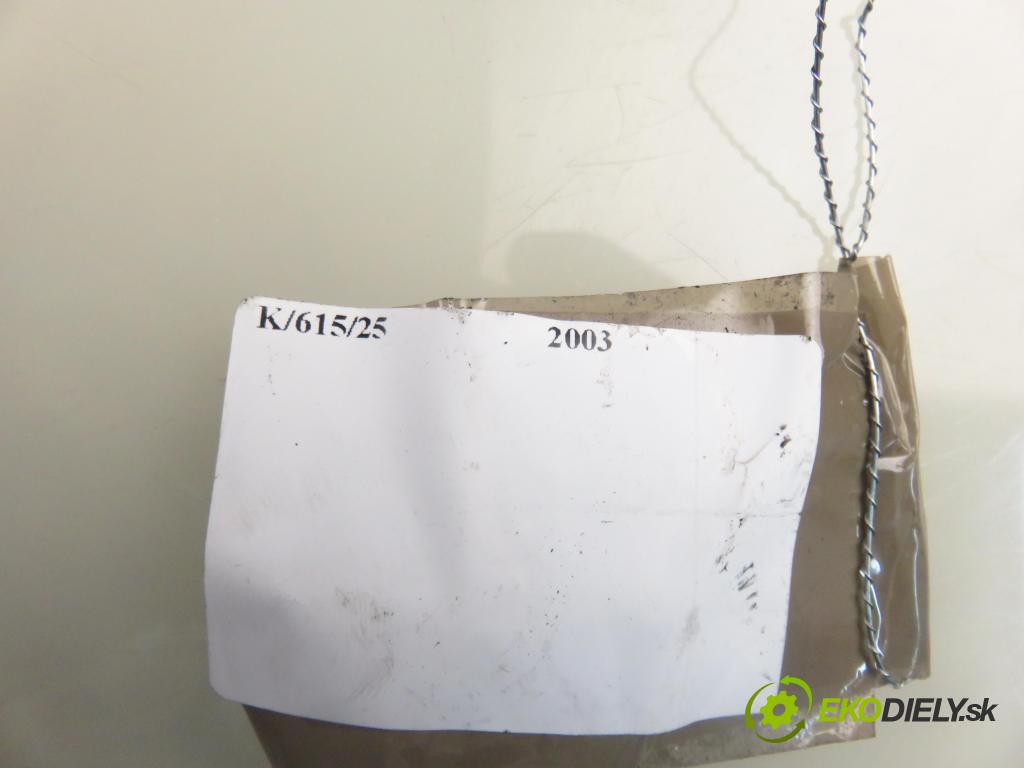 AUDI A4 (8E2, B6) SEDAN 2003 96,00 1.9 TDI PD 130 1896,00 pumpa servočerpadlo 8E0145155N (Servočerpadlá, pumpy řízení)
