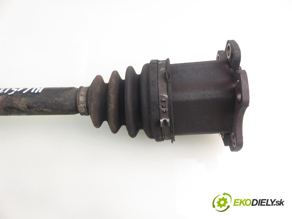 AUDI A4 (8E2, B6) SEDAN 2003 96,00 1.9 TDI PD 130 1896,00 Poloos PP 8E0407272AT