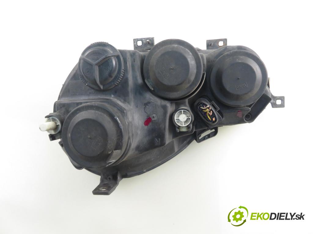 VW POLO (9N_) HB 2002 47,00 1.2 12V 64 - AZQ 1198,00 světlo PP BRAK