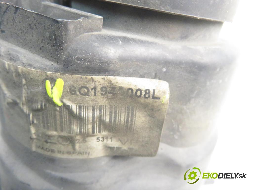 VW POLO (9N_) HB 2002 47,00 1.2 12V 64 - AZQ 1198,00 světlo PP BRAK