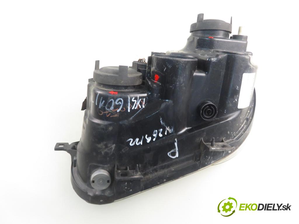 VW POLO (9N_) HB 2002 47,00 1.2 12V 64 - AZQ 1198,00 světlo PP