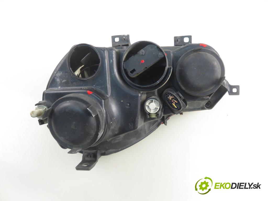 VW POLO (9N_) HB 2002 47,00 1.2 12V 64 - AZQ 1198,00 světlo PP