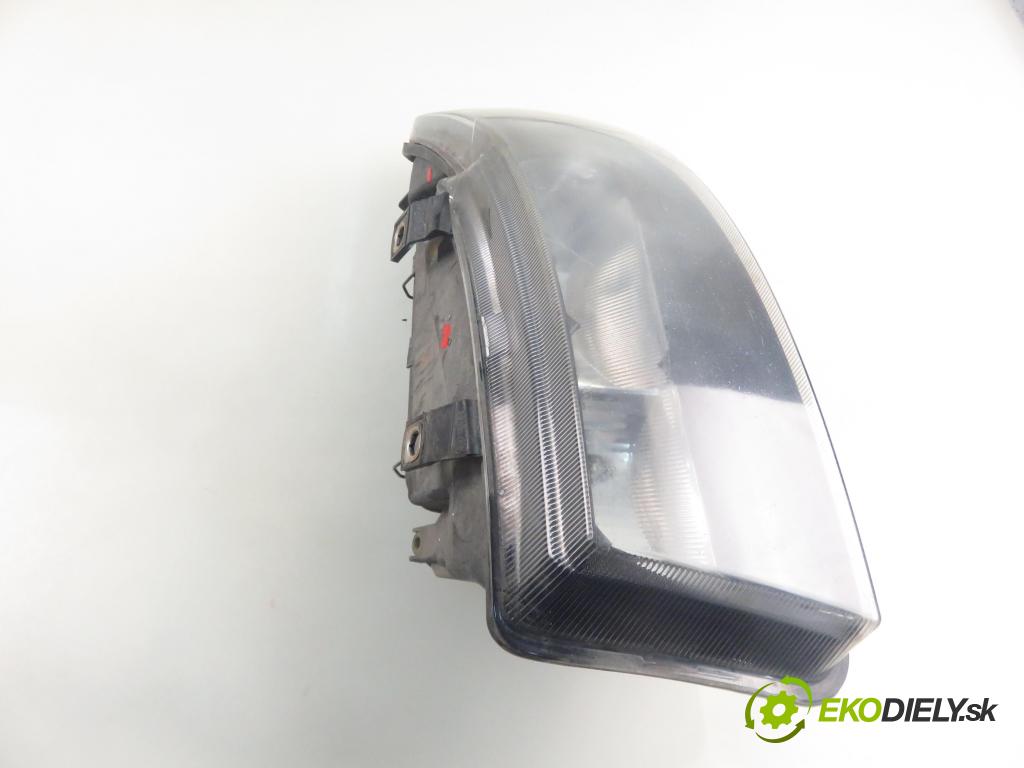SEAT LEON (1M1) HB 2000 74,00 1.6 - AKL 1595,00 světlo LP 1M1941001D