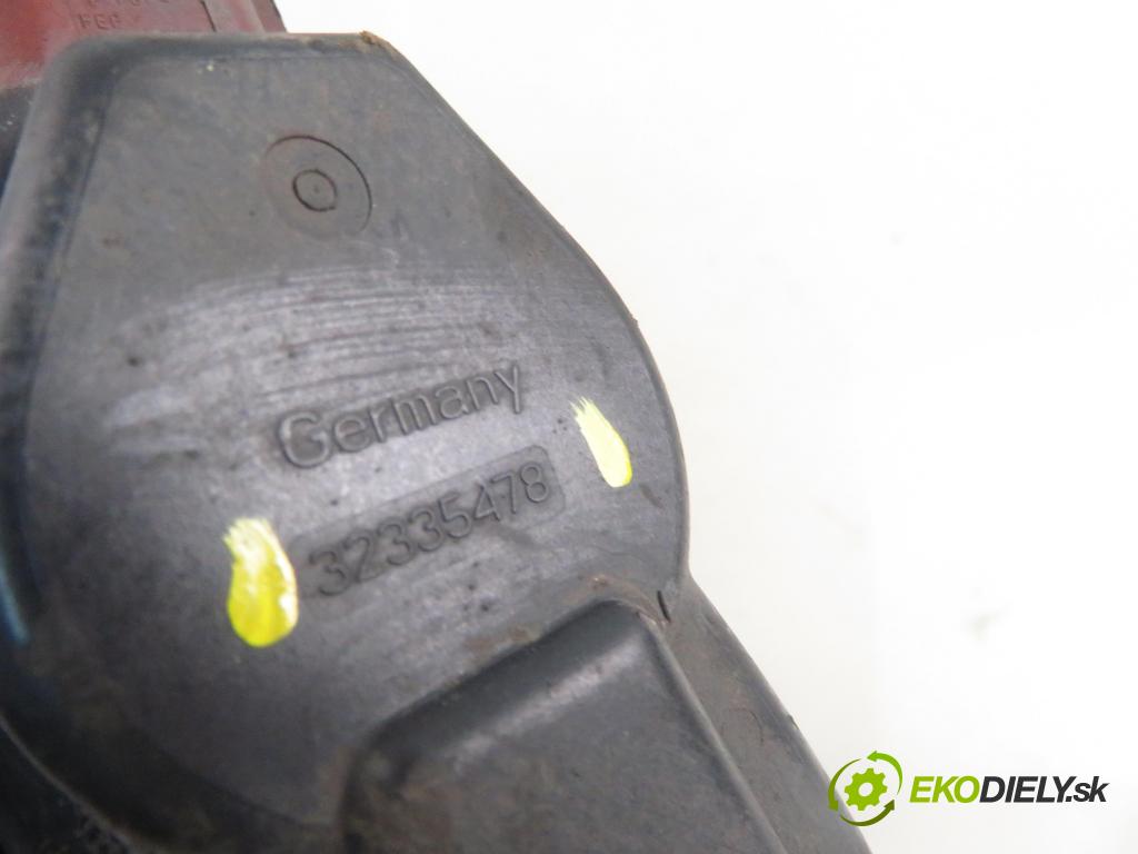 AUDI A4 Avant (8K5, B8) KOMBI 2009 118,00 1.8 TFSI - CDHB 1798,00 Brzdič strmeň LT 32335478