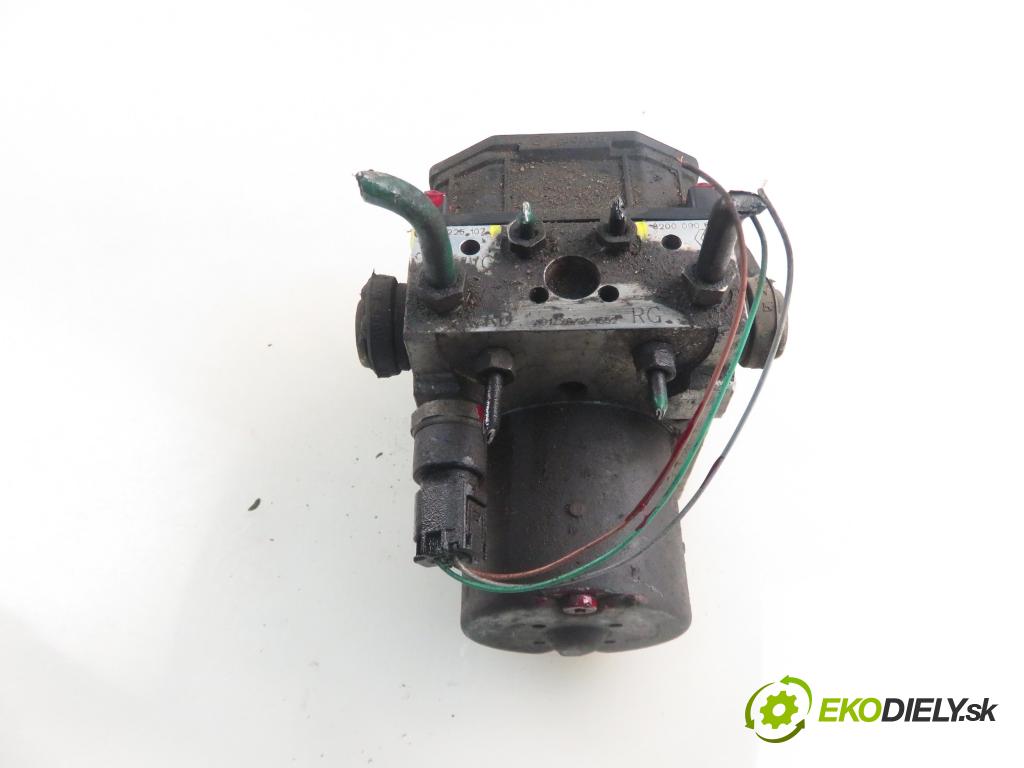 RENAULT SCENIC I (JA0/1_) MINIVAN 2002 75,00 1.9 dCi 102 - F9Q 732 1870,00 Pumpa ABS 0265950046 ; 8200090690 ; 0265225107 (Pumpa ABS)