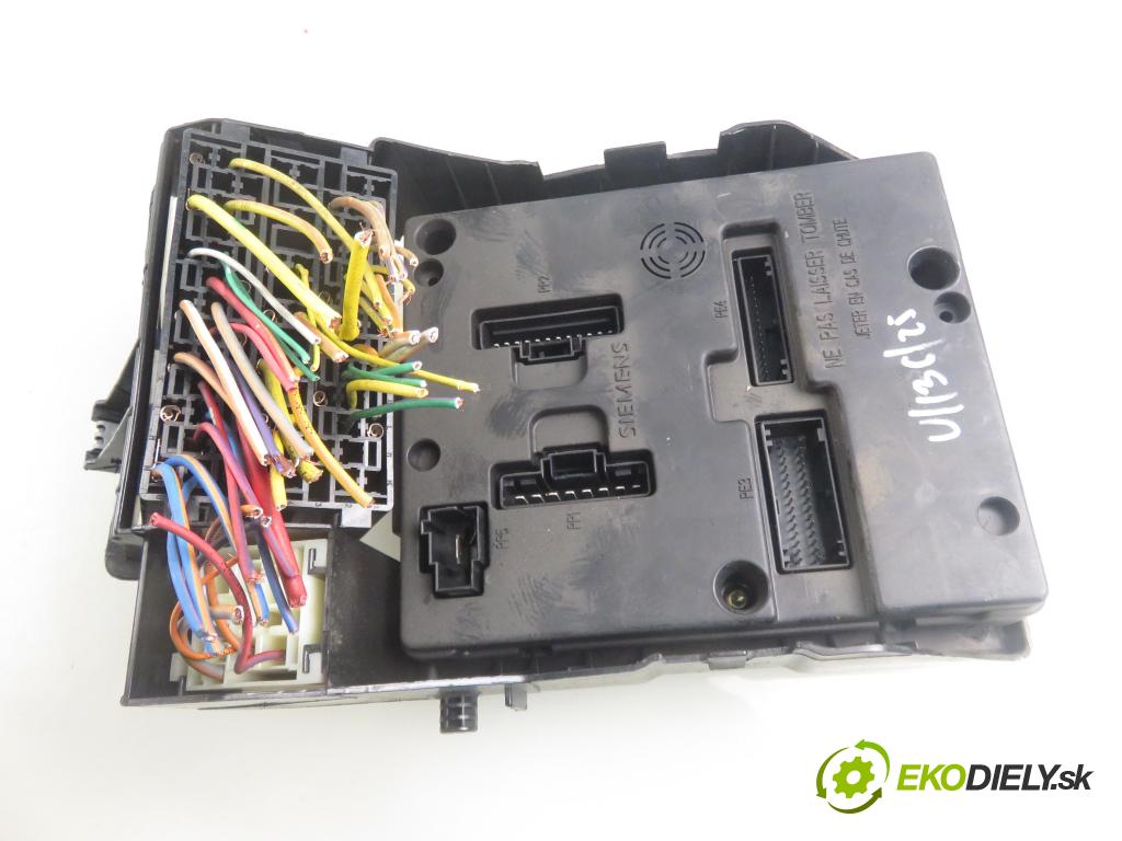 RENAULT SCENIC I (JA0/1_) MINIVAN 2002 75,00 1.9 dCi 102 - F9Q 732 1870,00 MODUL BSI 8200029342B ; S108502610G