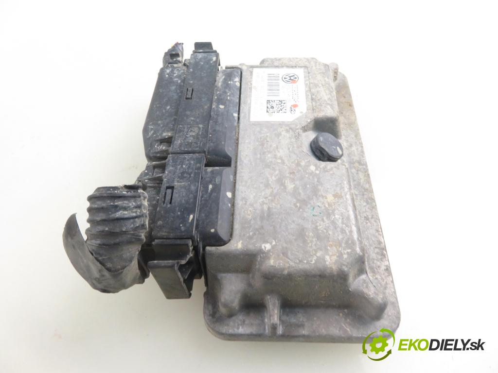SKODA ROOMSTER (5J) KOMBIVAN 2009 63,00 1.4 - BXW 1390,00 Riadiaca jednotka Motor 03C906024R