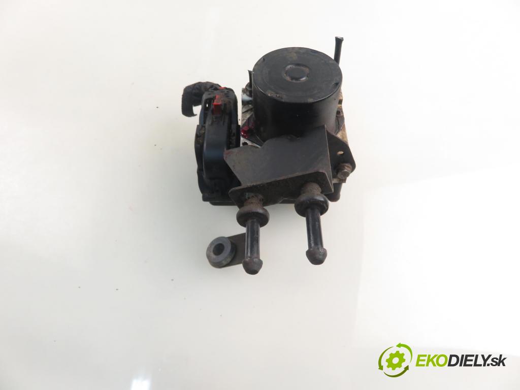 SKODA ROOMSTER (5J) KOMBIVAN 2009 63,00 1.4 - BXW 1390,00 Pumpa ABS 6R0907379J ; 6R0614117F ; 0265800816 (Pumpa ABS)