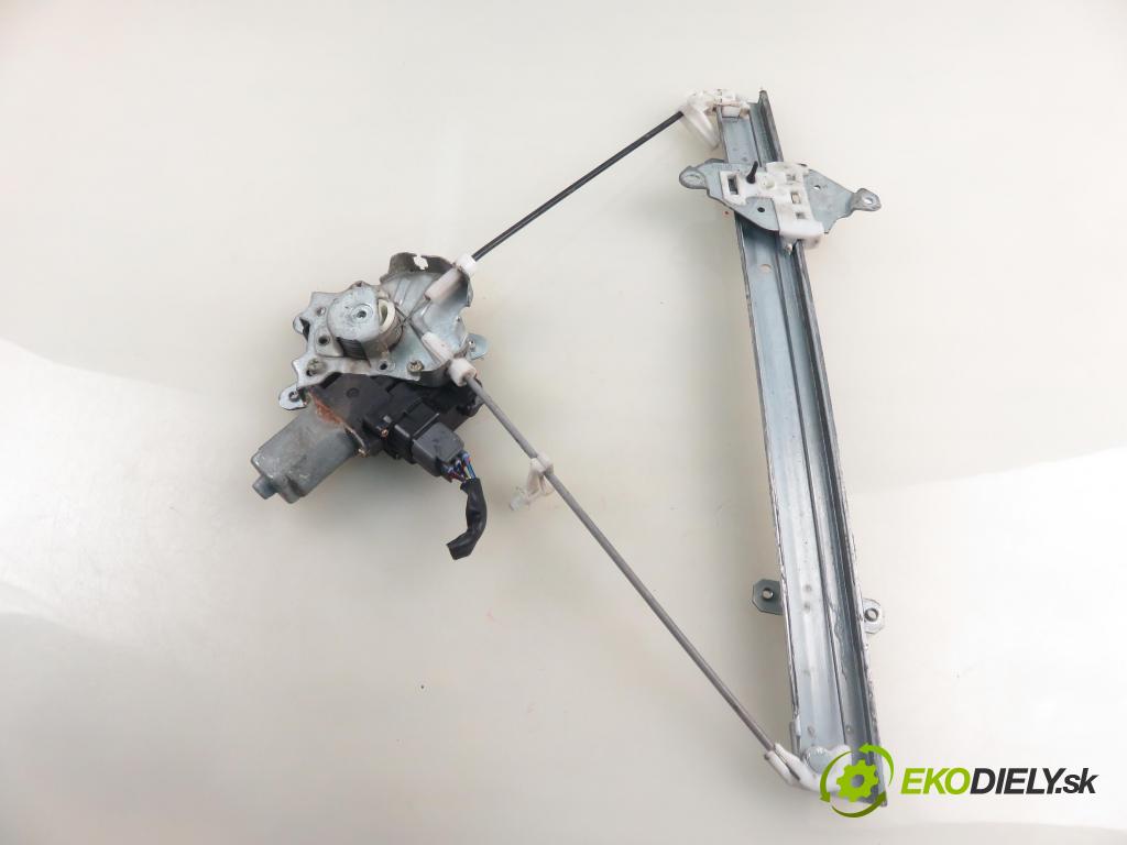 MITSUBISHI OUTLANDER I (CU_W) SUV 2003 100,00 2.0 4WD (CU2W) - 4G63 (DOHC 16V) 1997,00 mechanismus oken PPE MR573886RH